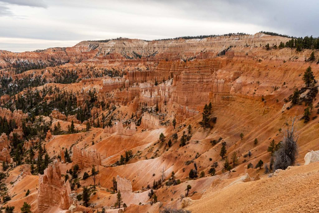 Sunrise Point Views Near Beginning of Queen's Garden Trail