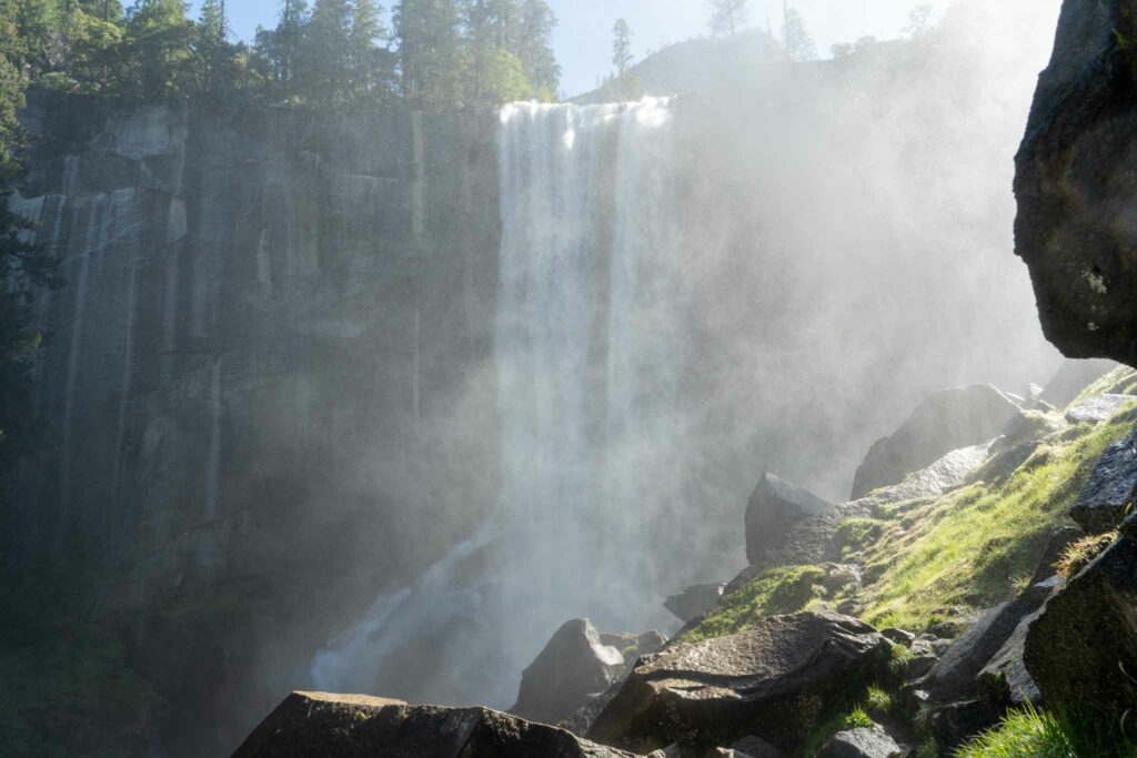 A very misty Mist Trail