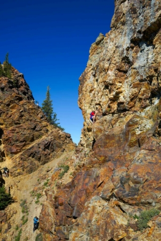 Between Sunrise and Dromedary lies potentially the most exposed section of the WURL, but as you can see, you can hike below this section and around. Between Sunrise and Dromedary lies potentially the most exposed section of the WURL, but as you can see, you can hike below this section and around.