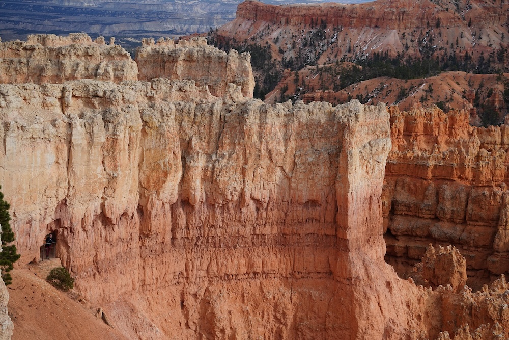 Overlook and viewpoint